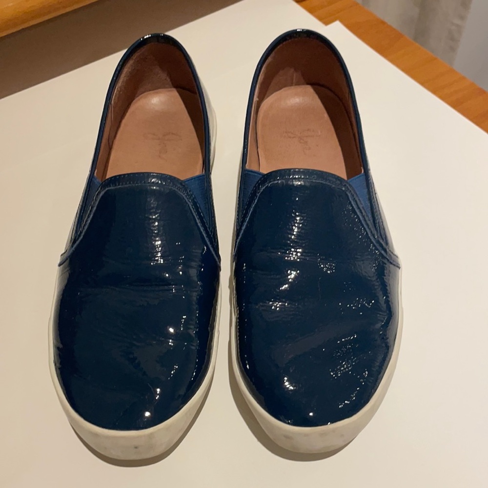 JOIE navy slip on patent leather sneakers.